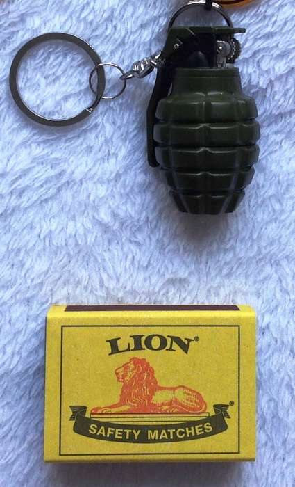 Brand new steel green hand grenade lighter KEYRING