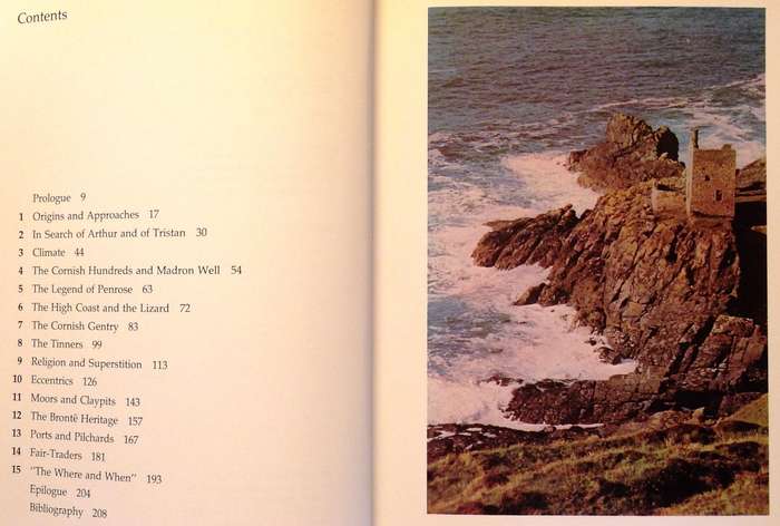Vanishing Cornwall - Daphne du Maurier - Hardcover plus two extra maps found in book