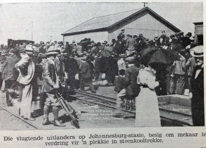 Die Tweede Vryheidsoorlog-Boek Twee-Ontplooiing van die Boere-Offensief Oktober 1899 J H Breytenbach