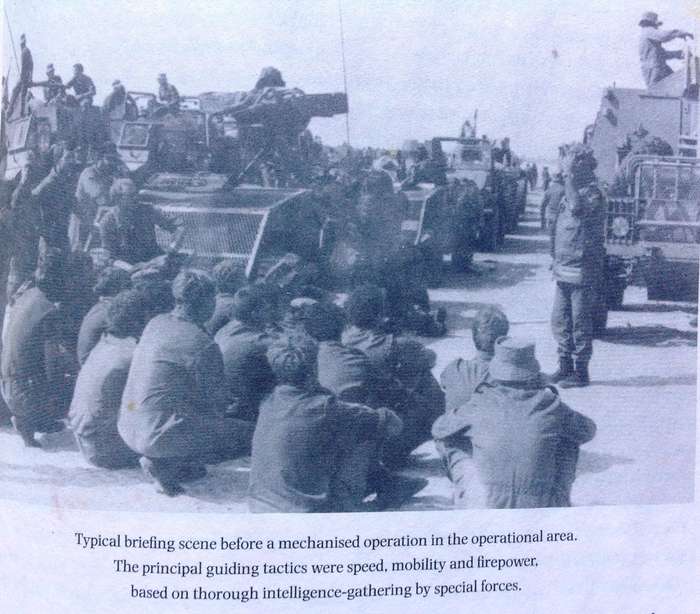 On the Border 1965 to 1990 - David Williams     The WHITE South African Military Experience