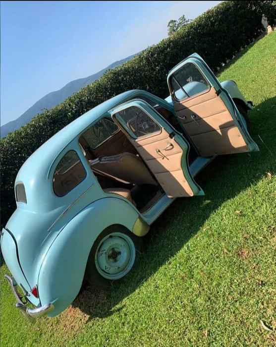 1901 Austin A40 Devon