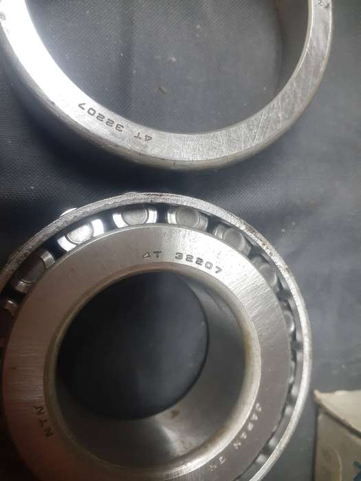 Bearing Tapered roller bearings  4T-32207