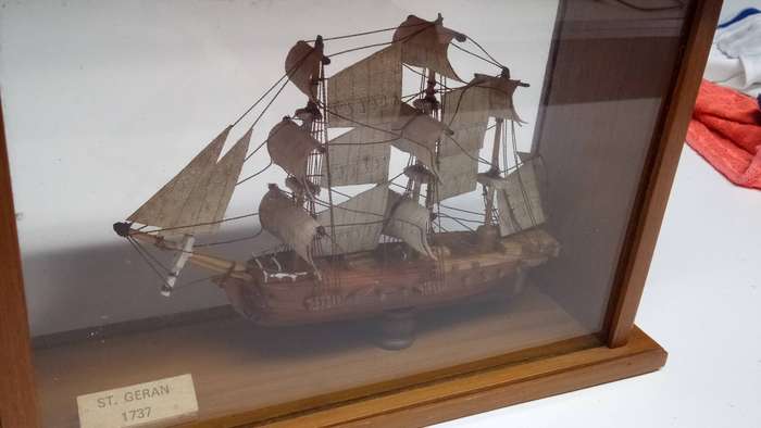 ST GERAN 1737 SCALE MODEL SHIP IN GLASS : GORGEOUS ITEM!!!