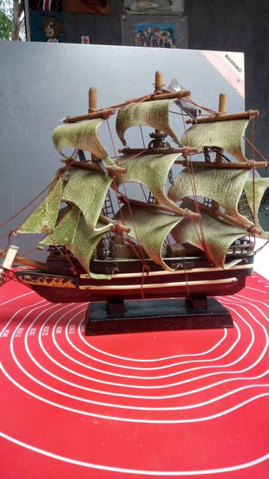 Beautiful model ship - cutty or sea witch