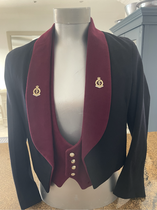 Militaria Uniforms