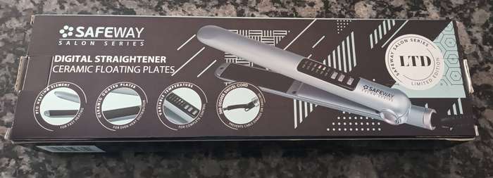Safeway digital hair straightener