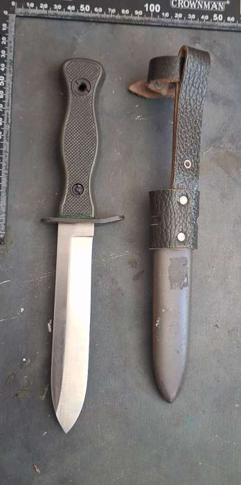 Bundeswehr / German Army knife, Kampfmesser 1968.