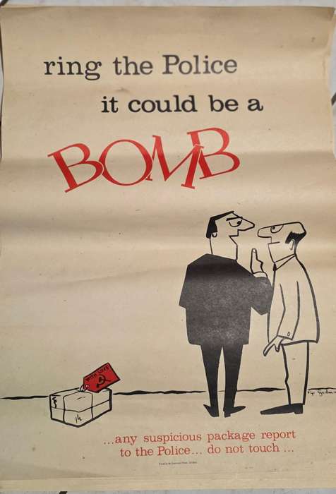 RHODESIAN BUSH WAR, REPORT IT TO THE POLICE BOMB POSTER SET