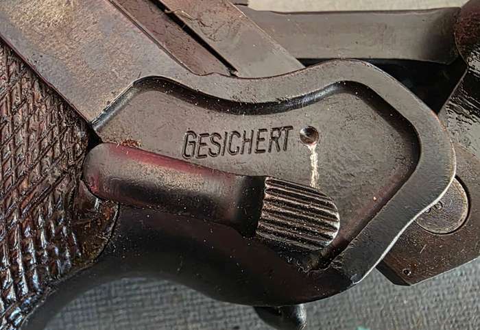 WW2 German Luger P08 7.65mm Pistol Deactivated