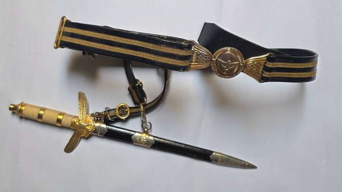 SAAF 1st PATTERN CERMONIAL DAGGER & FITTINGS
