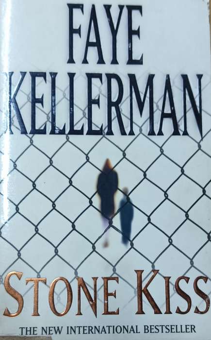 Stone Kiss - Faye Kellerman - Softcover - 504 Pages
