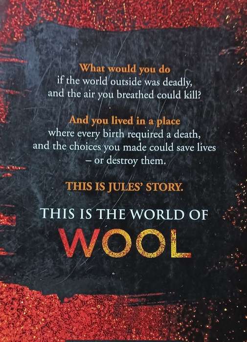 Wool - Hugh Howey - Softcover - 563 pages
