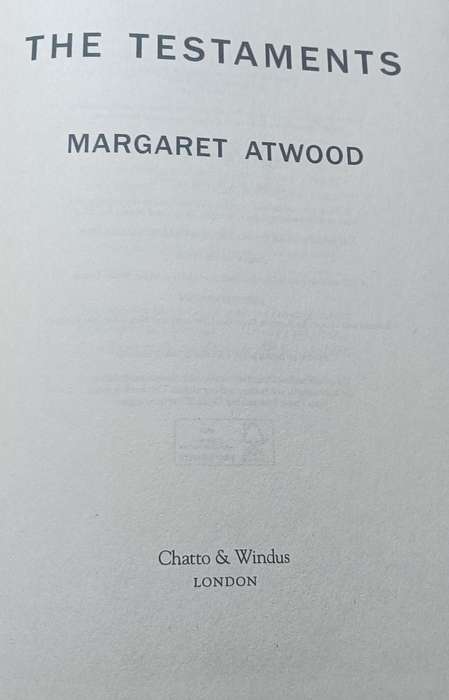 The Testaments - Margaret Atwood - Softcover - 419 pages