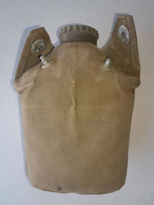Rhodesian Bush War: 1970s Rhodesian Army Patt. 61 Canteen w/ Cover