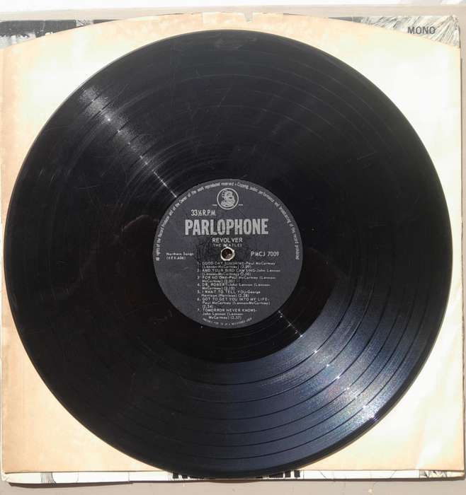 REVOLVER The Beatles LP