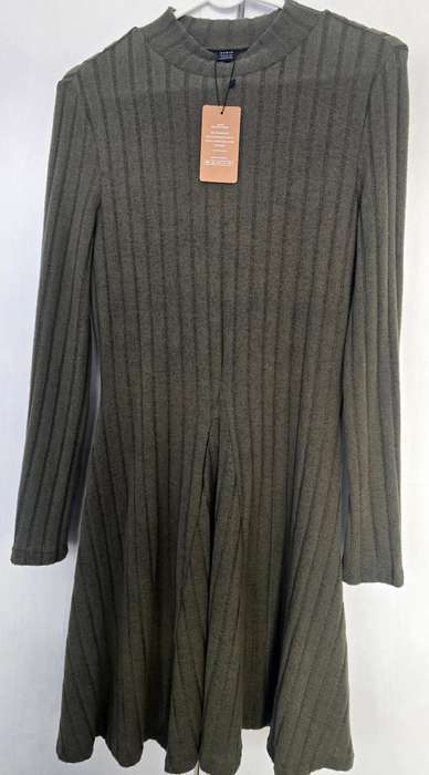 Long sleeve fit-and-feel ladies top, longer length, soft feel