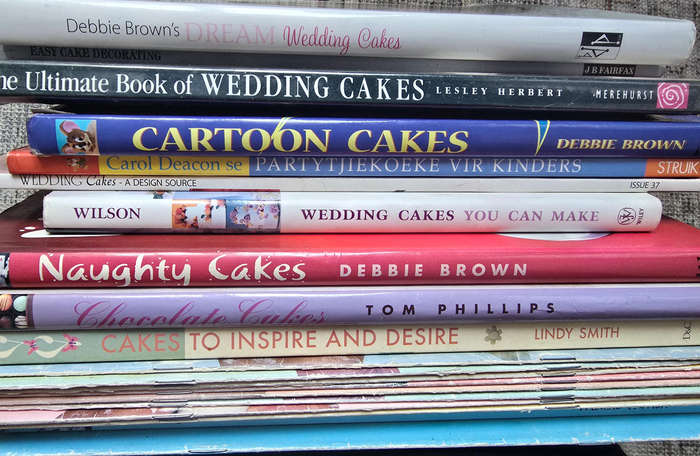 Cake Decorating - Lot of 20 different books