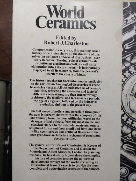 World Ceramics - Robert J. Charleston