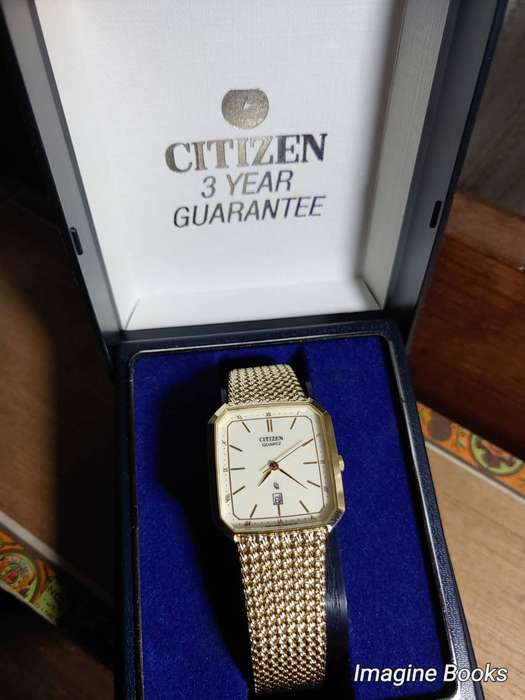 Citizen Quartz - Mint Condition - Box & Papers