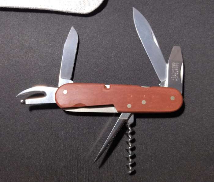 LIMITED EDITION VICTORINOX 1897