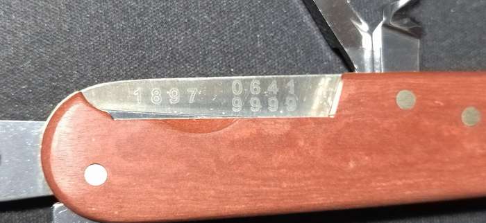 LIMITED EDITION VICTORINOX 1897
