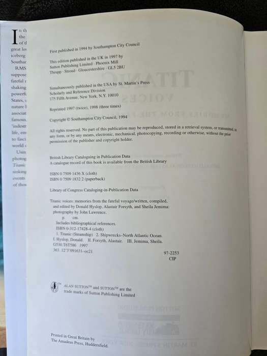 Donald Hyslop,Alastair Forsyth,Sheila Jemima - Titanic Voices From the Fateful Voyage Hardcover Book