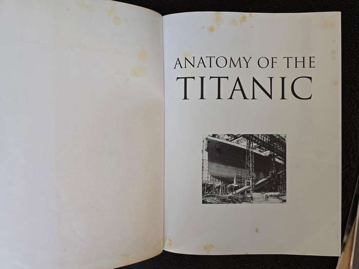 Tom McCluskie - Anatomy of the Titanic Hardcover Book