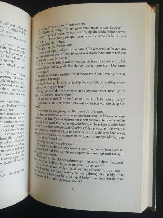 WEERKAATSINGS 'n sprokie / Eleanor Baker