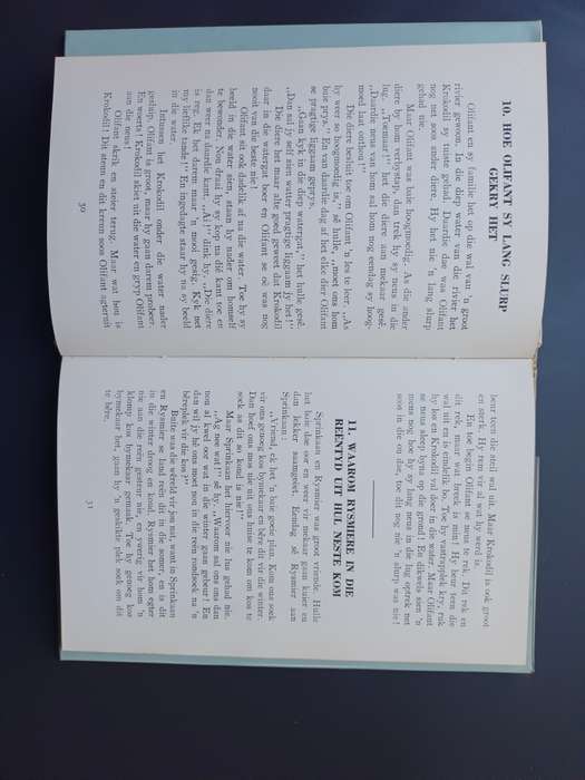 Die Goue Mantel en ander verhale / J.P. Bruwer