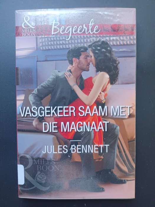 Mills & Boon Afrikaans Boek bundel 3 (5 Boeke)
