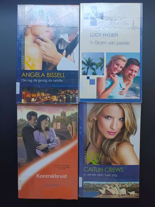 Mills & Boon Afrikaans Boek bundel 1 (4 Boeke)