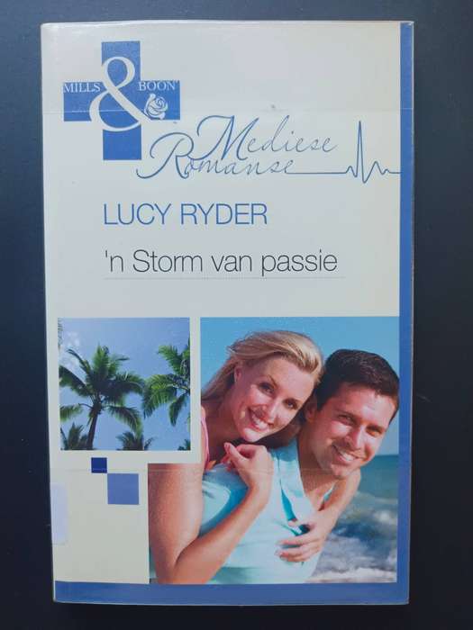 Mills & Boon Afrikaans Boek bundel 1 (4 Boeke)