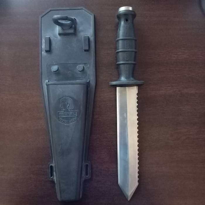 DRIVERS KNIFE
