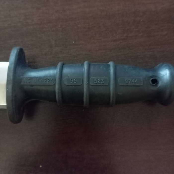 DRIVERS KNIFE