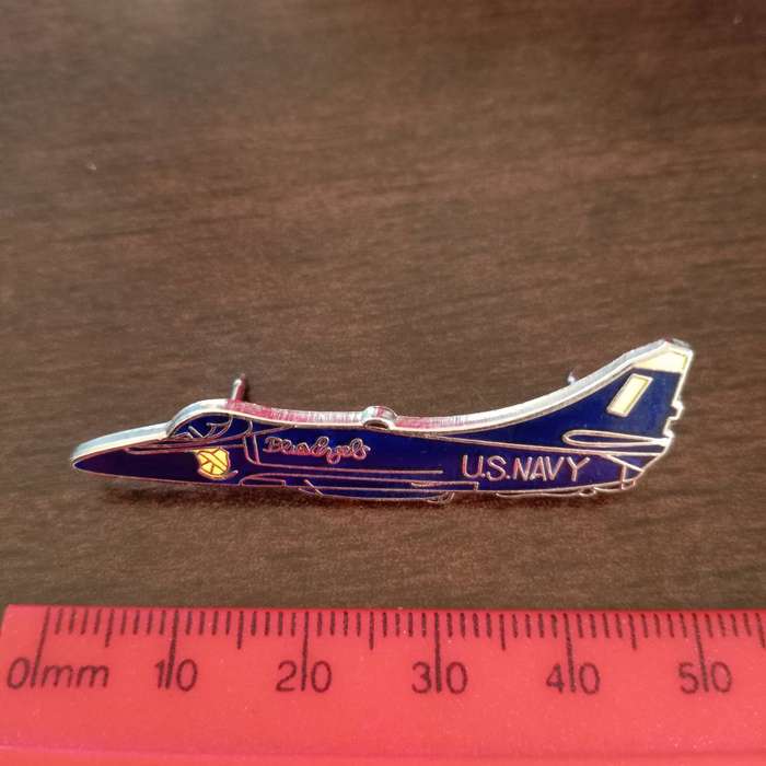 BLUE ANGELS A-4 SKYHAWK LAPEL PIN