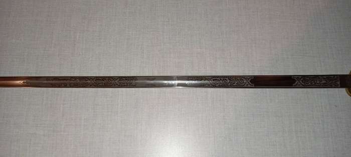 SADF, SA NAVY, OFFICERS SWORD WITH SCABBARD