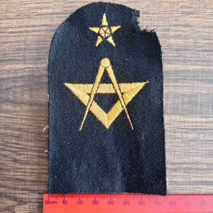 SADF, SA NAVY DRAUGHTSMAN PART 1 TRADE BADGE
