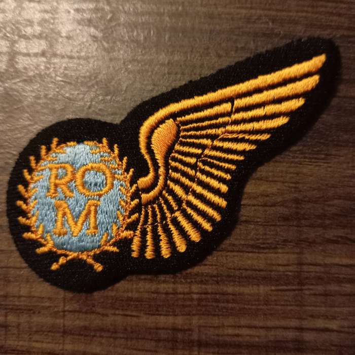 SADF, AIR FORCE RADIO OPERATOR HALF WING BADGE