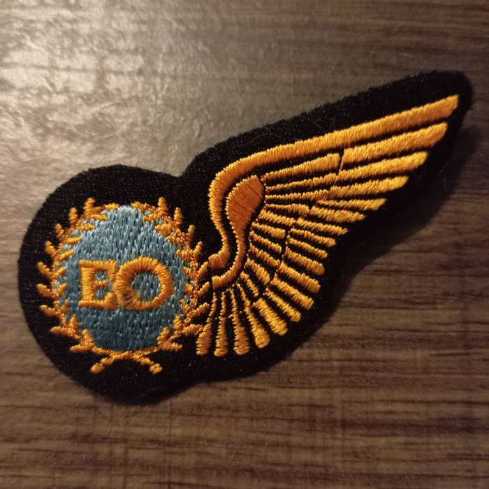SADF, AIR FORCE ELECTRONIC WARFARE OPERATOR HALF WING BADGE