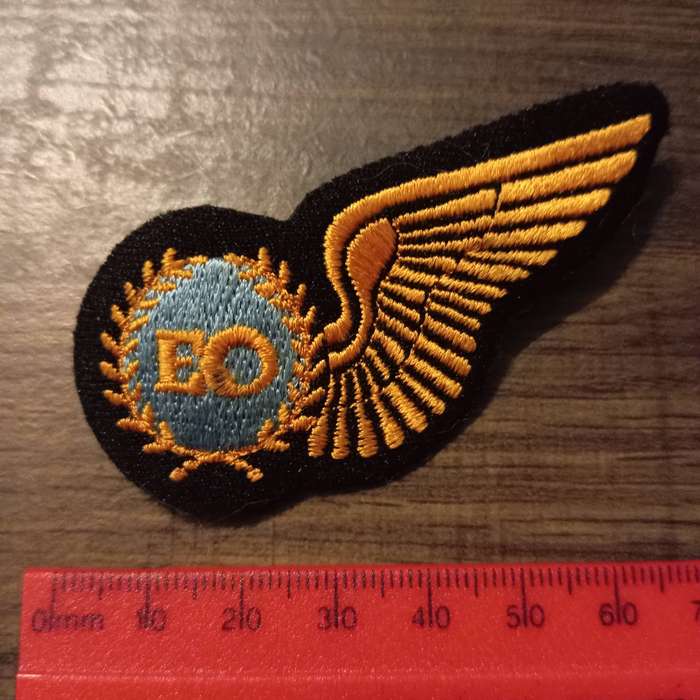 SADF, AIR FORCE ELECTRONIC WARFARE OPERATOR HALF WING BADGE