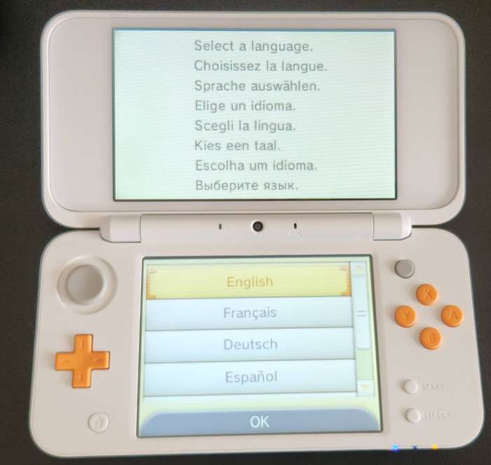 New Nintendo 2DS XL Console