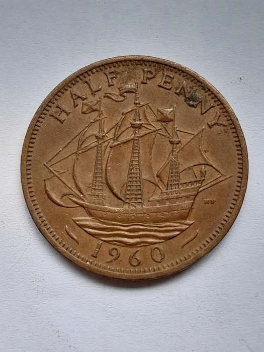 UK Half Penny - Five Coins - 1929, 1950, 1954, 1958 and 1960.