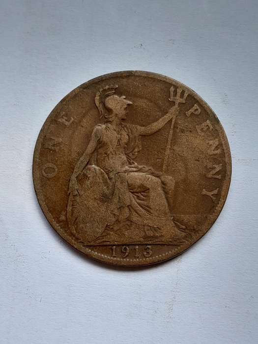 UK One Penny  - Ten Coins - 1907, 1910, 1913, 1913, 1916, 1919, 1920, 1929, 1936 and 1944.
