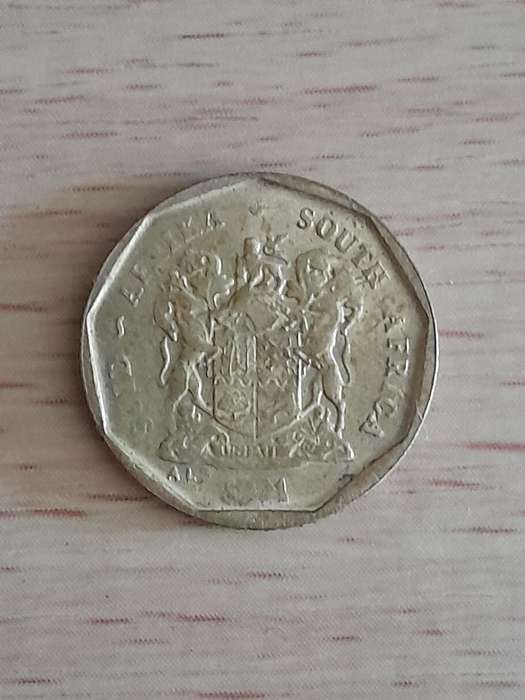 Error Coin - 10 Cents - Date not visible.