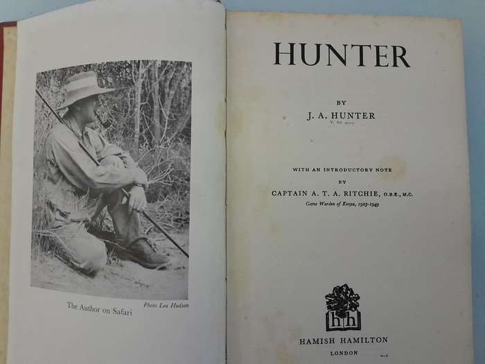 HUNTER - J.A. Hunter