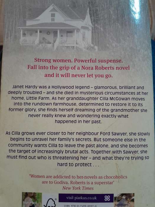 Tribute - Nora Roberts.