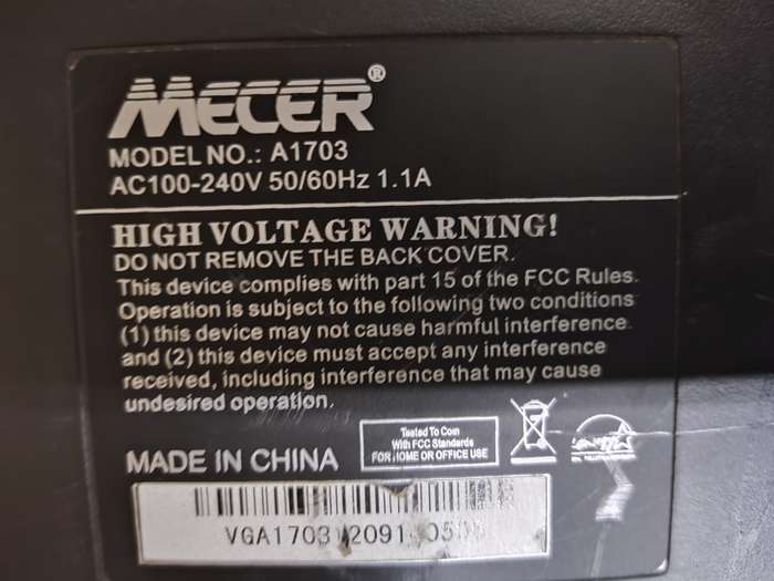 Mecer A1703 Monitor