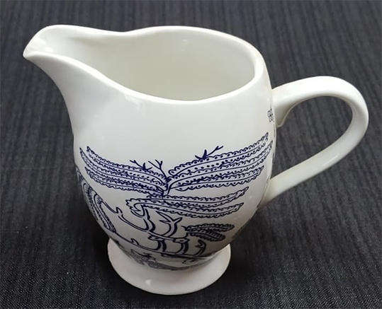 Blue Willow Regent Porcelain Creamer