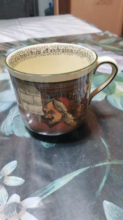 Vintage 1930's English Royal Doulton Cardinal Teacup