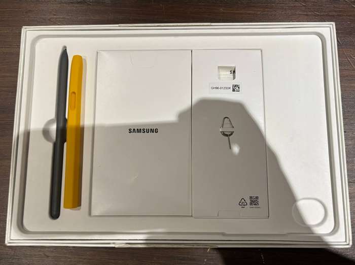 Samsung Galaxy Tab S9 FE 128GB (Wi-Fi Only)  Offers Accepted